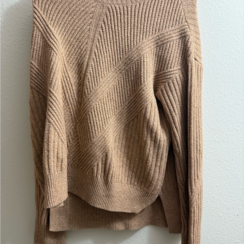 Women’s sweater bundle - Picture 4 of 12